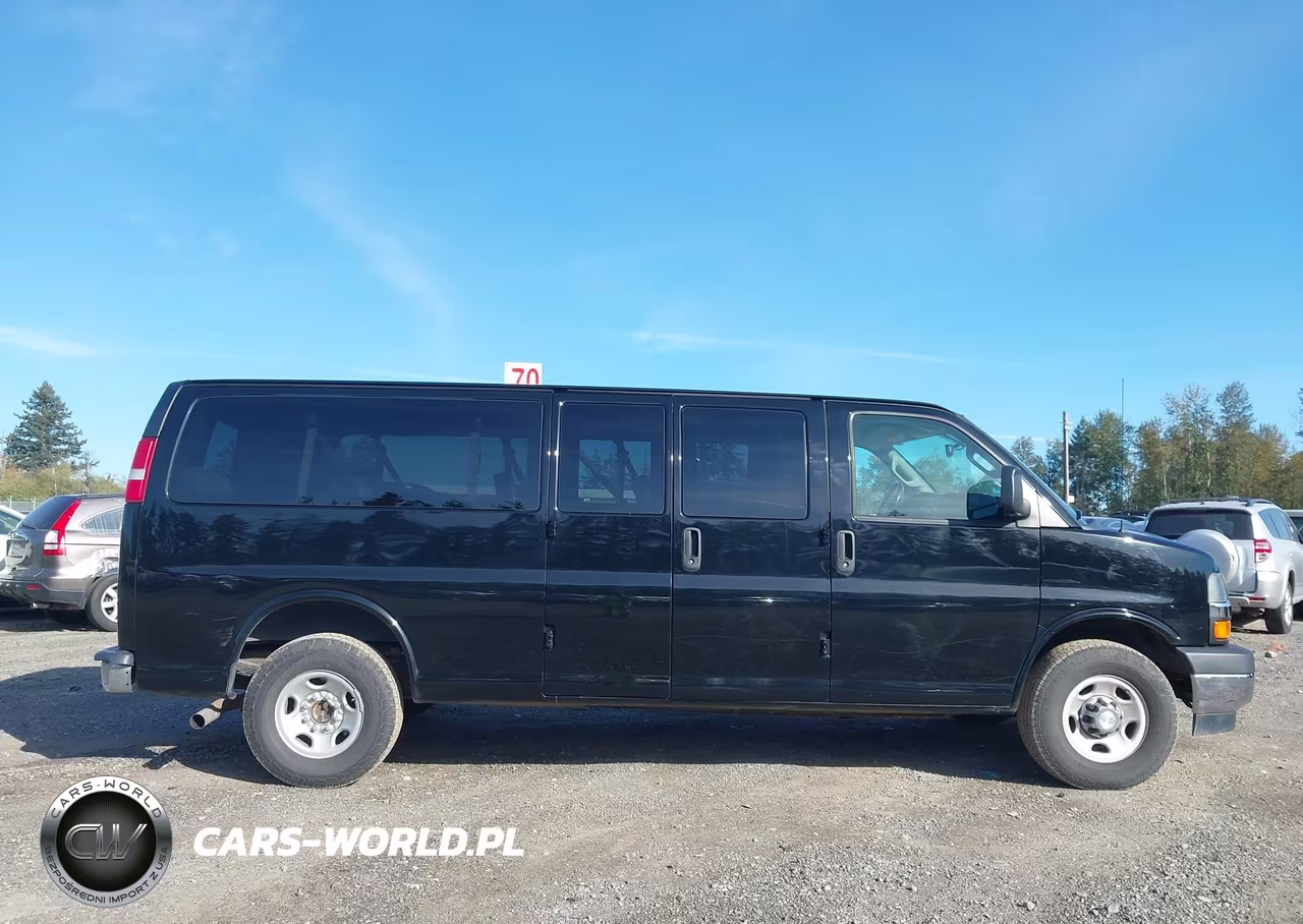 2018 Chevrolet Express 3500 Lt VIN:1GAZGPFG8J1299421 - 13