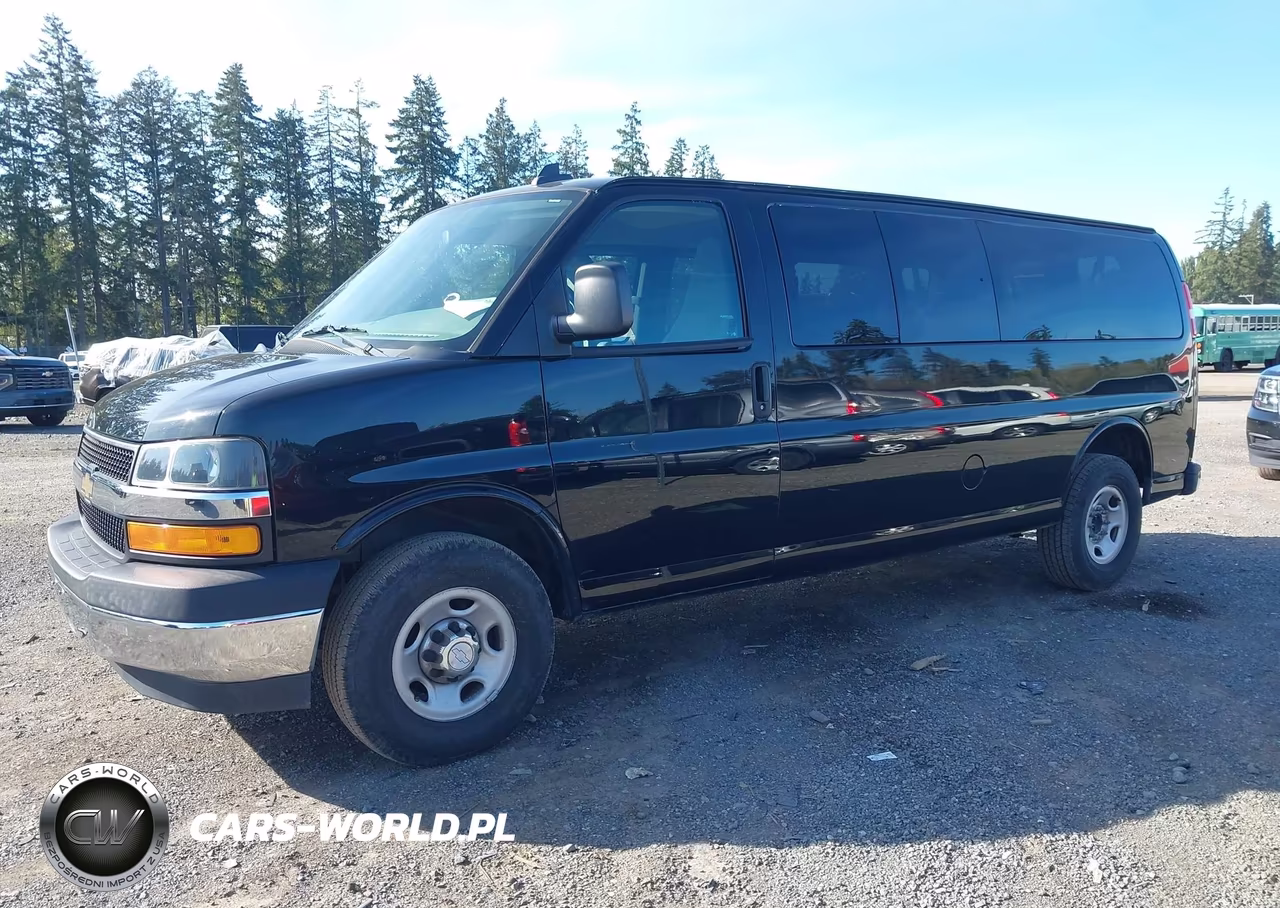 2018 Chevrolet Express 3500 Lt VIN:1GAZGPFG8J1299421 - 2
