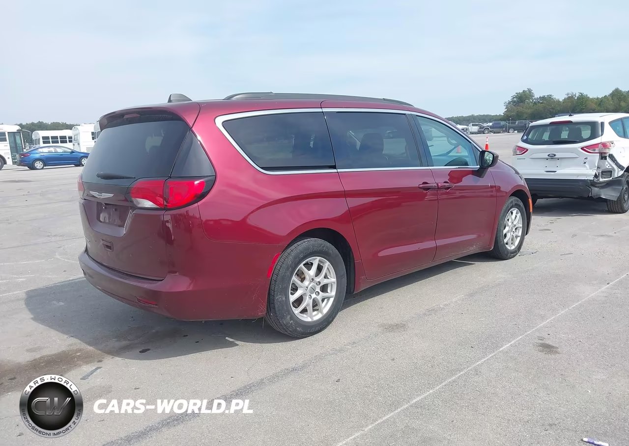 2021 Chrysler Voyager Lxi VIN:2C4RC1DG2MR533197 - 4
