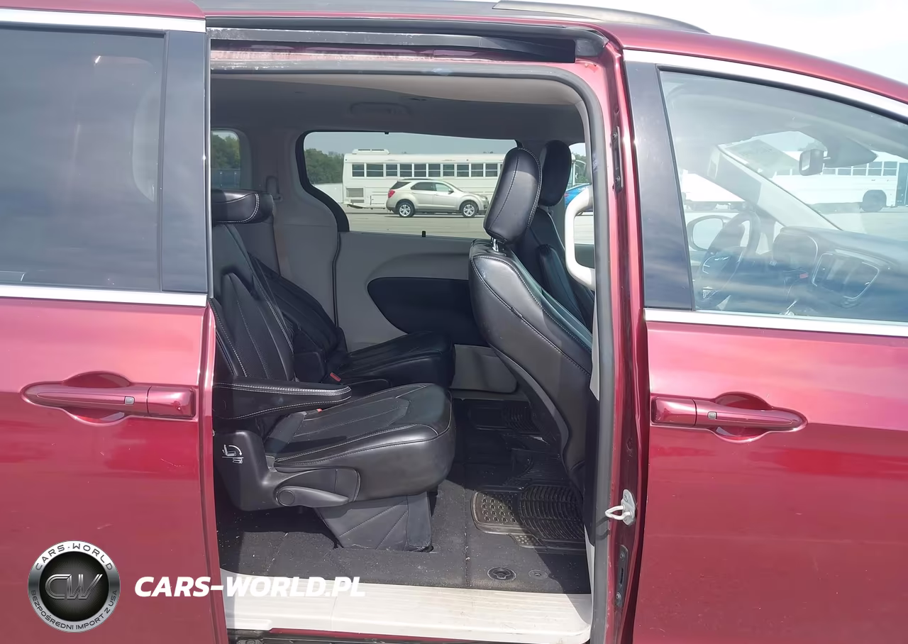 2021 Chrysler Voyager Lxi VIN:2C4RC1DG2MR533197 - 8