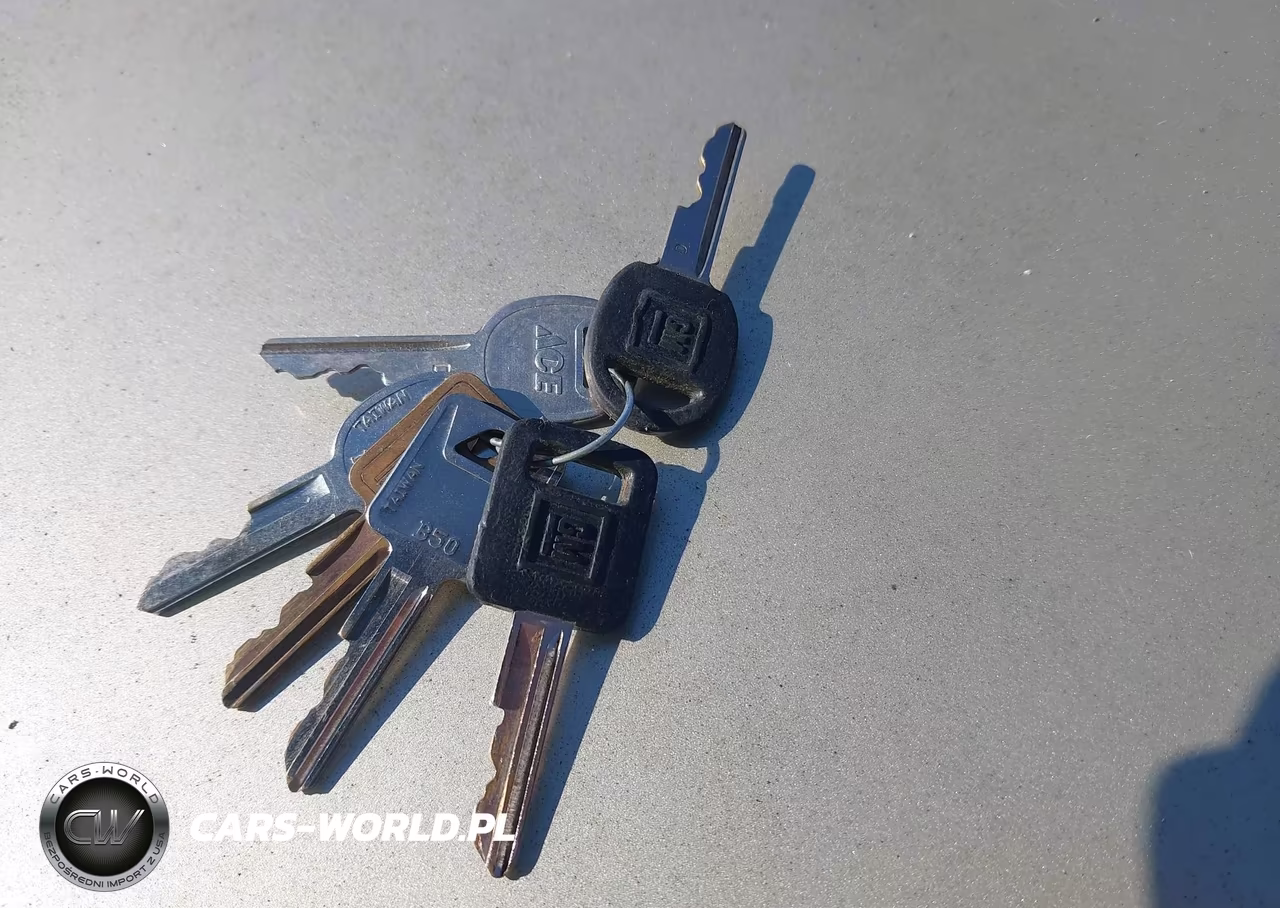 1988 Chevrolet Gmt-400 C1500 VIN:2GCDC14Z1J1185611 - 11