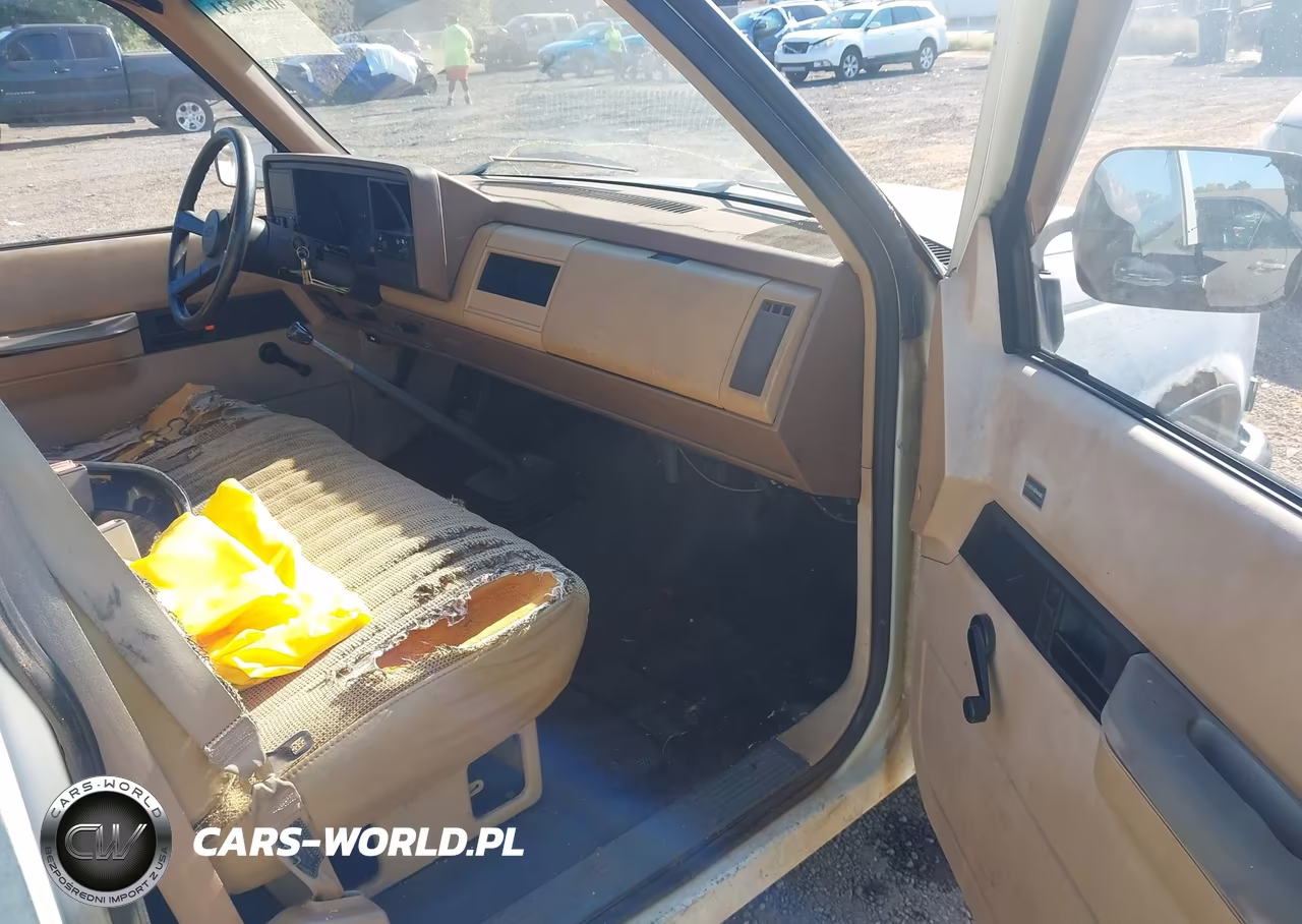 1988 Chevrolet Gmt-400 C1500 VIN:2GCDC14Z1J1185611 - 5