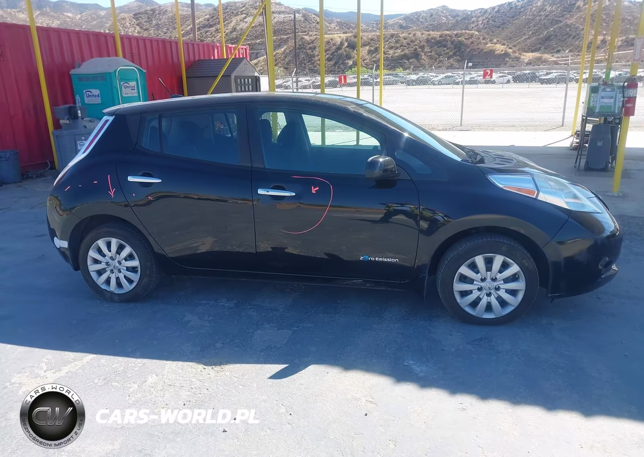 2016 Nissan Leaf S VIN:1N4AZ0CP6GC305181 - 13