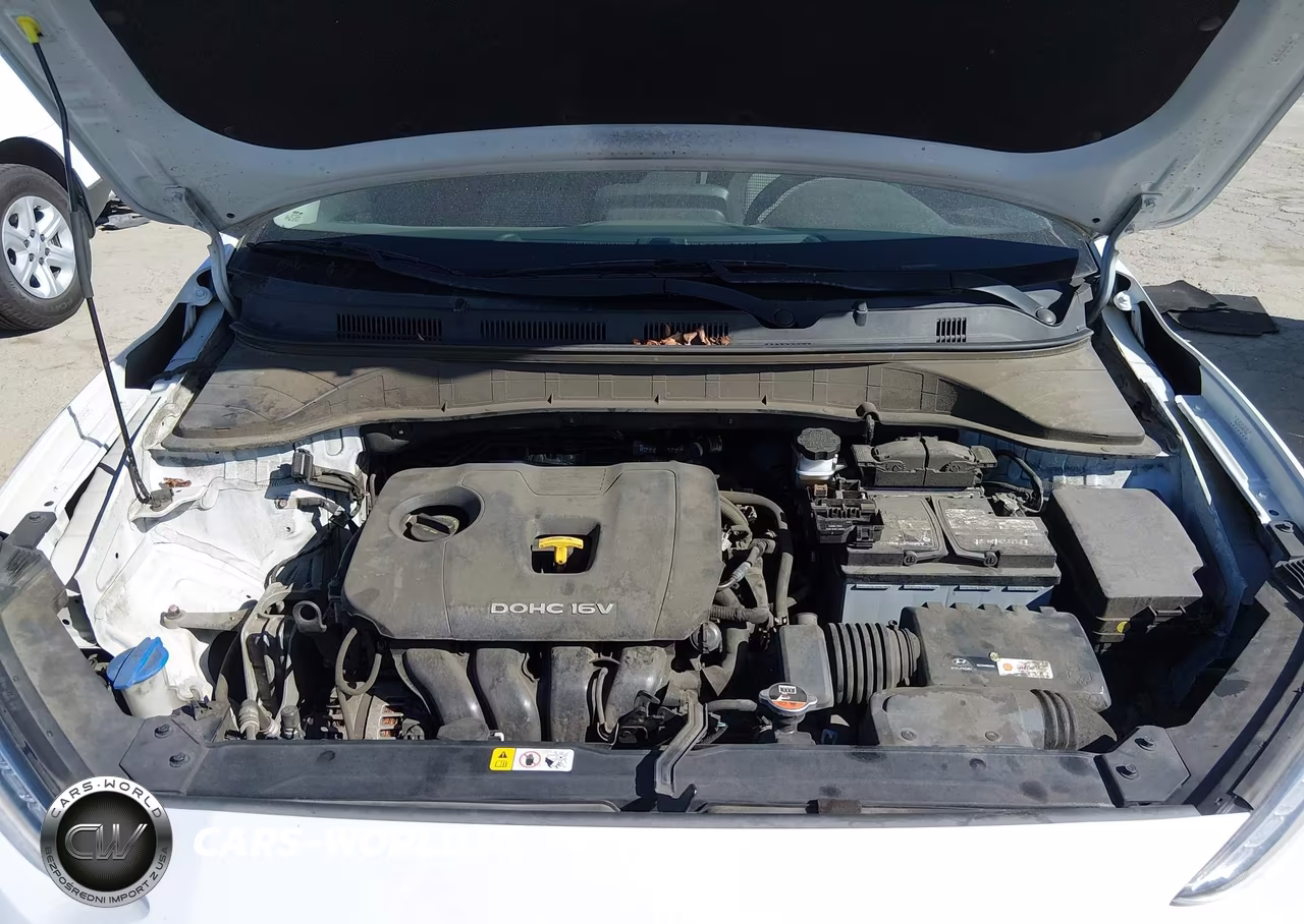 2019 Hyundai Kona Se VIN:KM8K12AA9KU237988 - 10