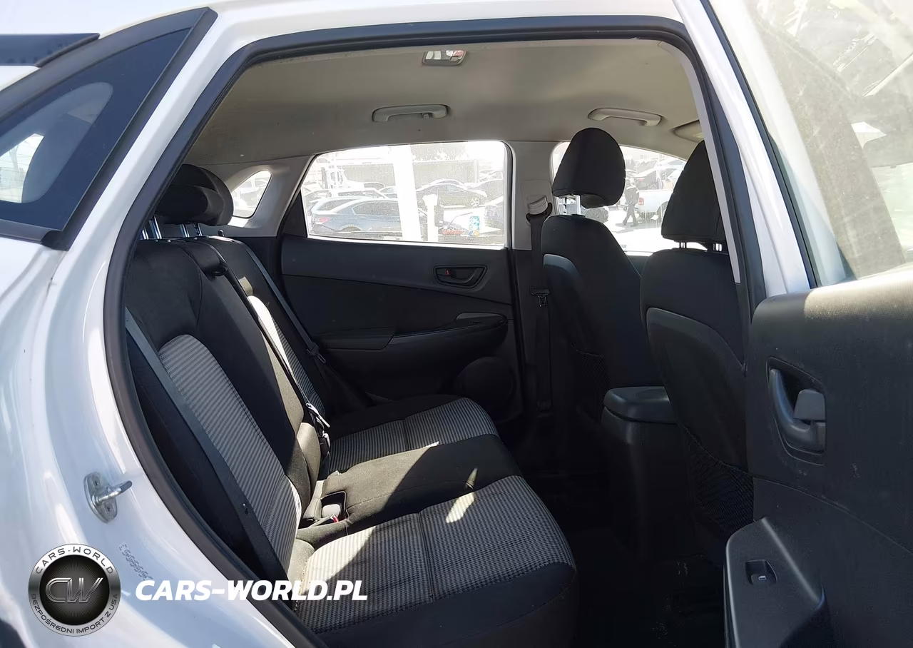 2019 Hyundai Kona Se VIN:KM8K12AA9KU237988 - 8