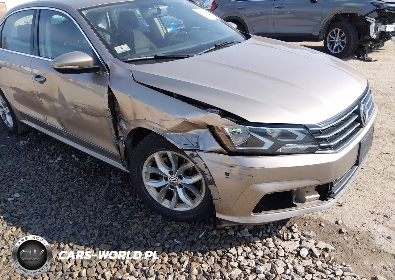 2016 Volkswagen Passat 1.8T R-Line-1.8T S VIN:1VWAT7A30GC049461 - 6