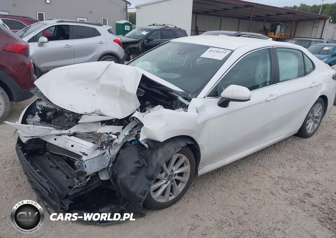 2022 Toyota Camry Le VIN:4T1C11AK7NU699820 - 2