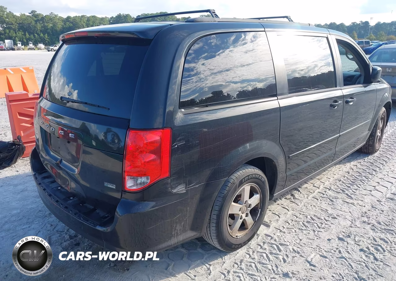 2013 Dodge Grand Caravan Sxt VIN:2C4RDGCG0DR552915 - 4