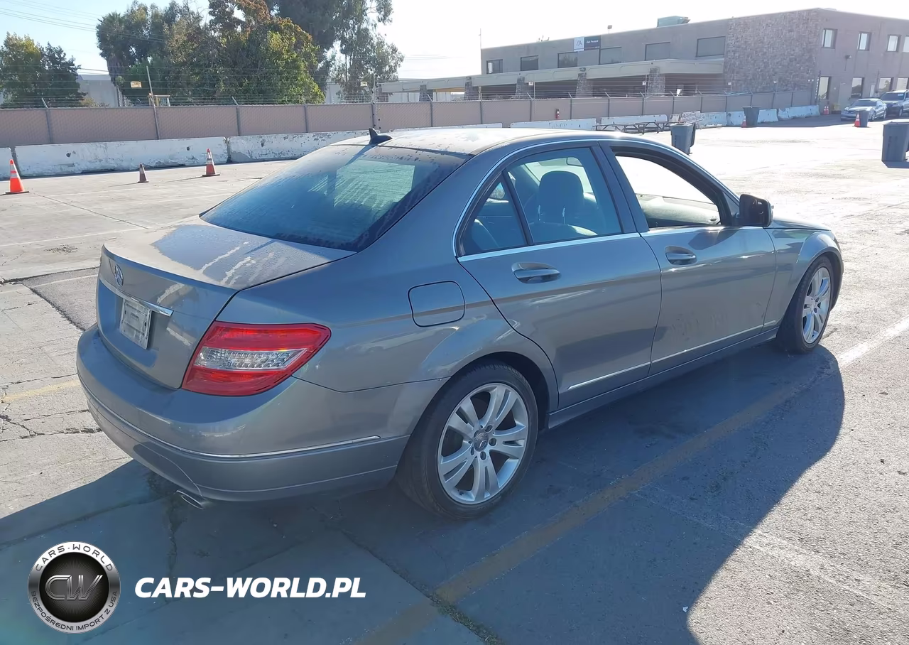 2008 Mercedes-Benz C 300 Luxury VIN:WDDGF54X88F053321 - 4