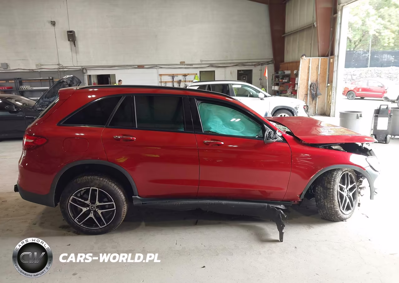 2018 Mercedes-Benz Glc 300 4Matic VIN:WDC0G4KB3JV040914 - 14