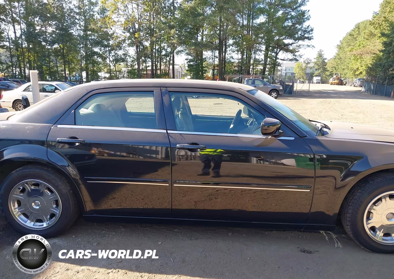 2005 Chrysler 300 Touring VIN:2C3JA53G55H139636 - 14