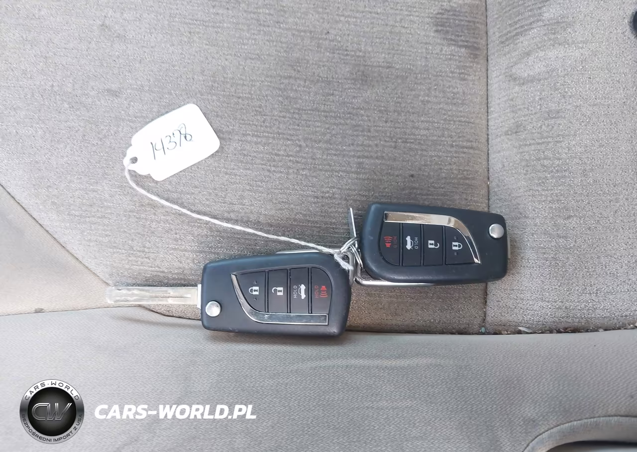 2021 Toyota Camry Le VIN:4T1C11AK0MU456039 - 11