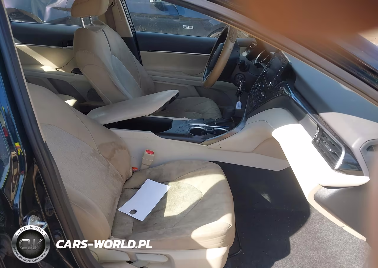 2021 Toyota Camry Le VIN:4T1C11AK0MU456039 - 5