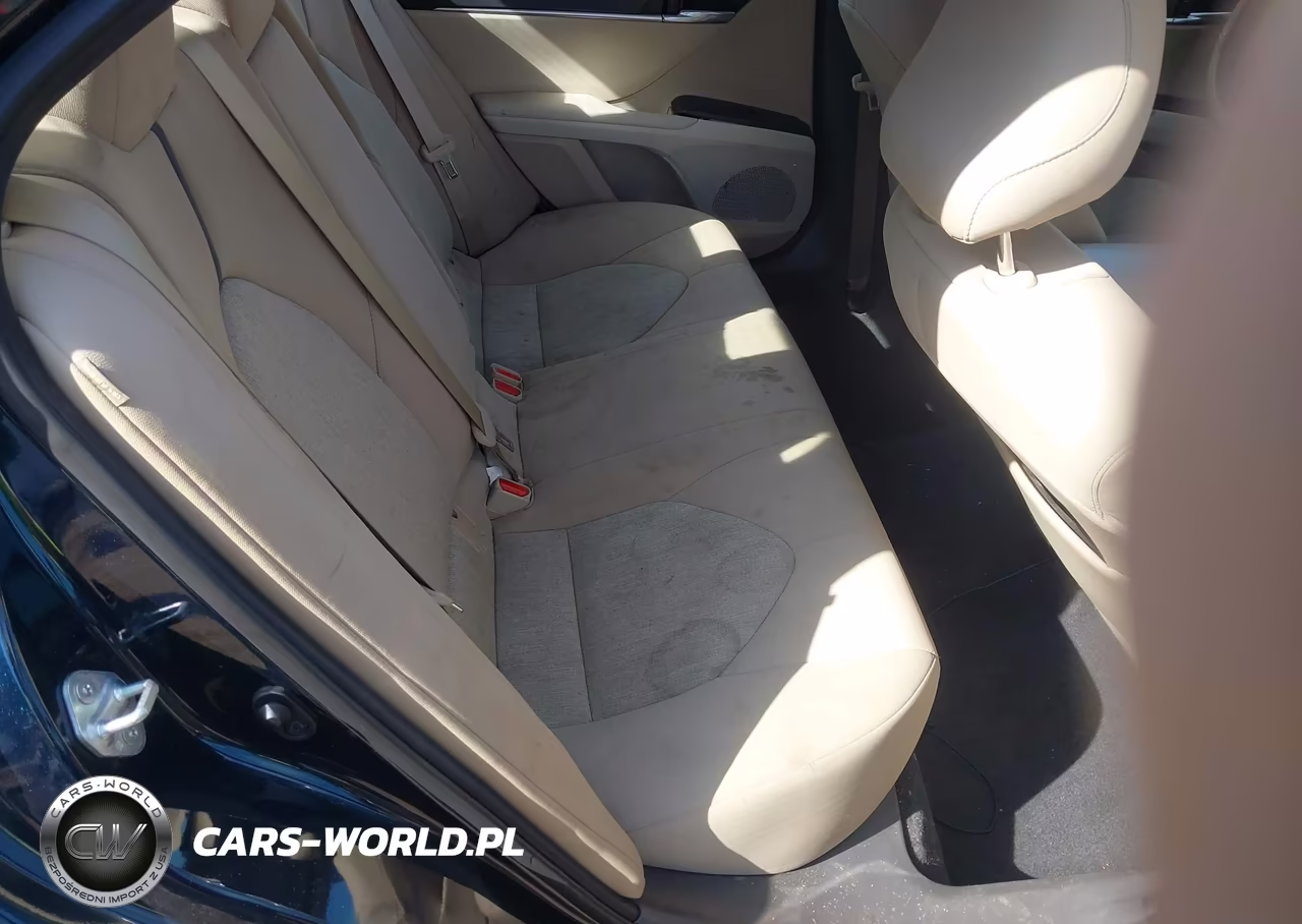 2021 Toyota Camry Le VIN:4T1C11AK0MU456039 - 8