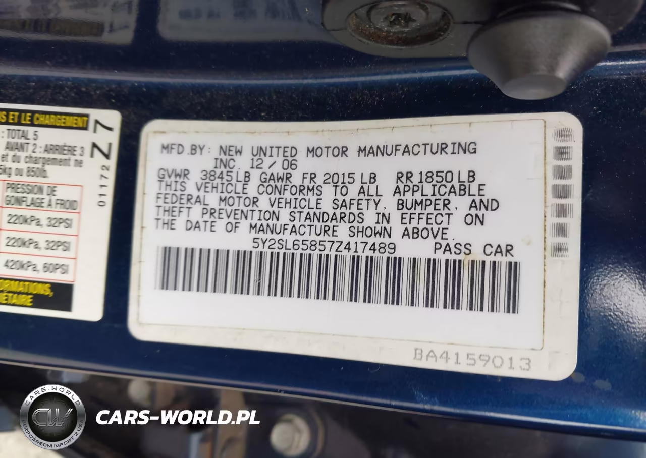 2007 Pontiac Vibe VIN:5Y2SL65857Z417489 - 9