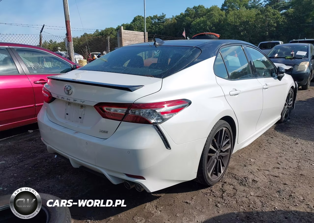 2019 Toyota Camry Xse V6 VIN:4T1BZ1HK3KU026870 - 4