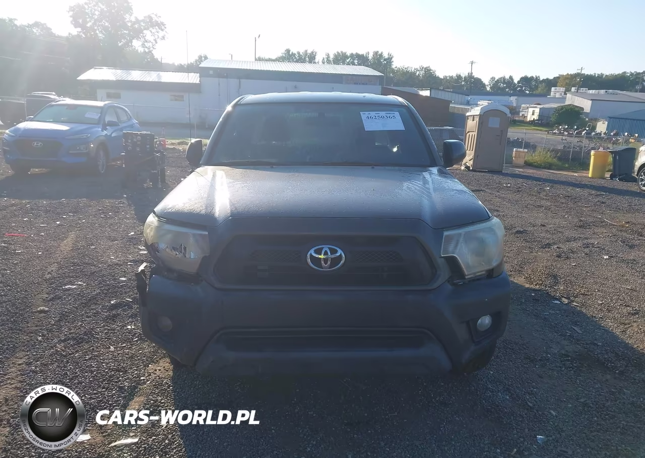 2015 Toyota Tacoma VIN:5TFTX4CN9FX054288 - 12