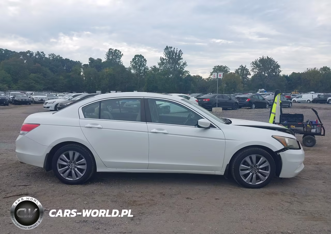 2011 Honda Accord 3.5 Ex VIN:1HGCP3F77BA031369 - 14