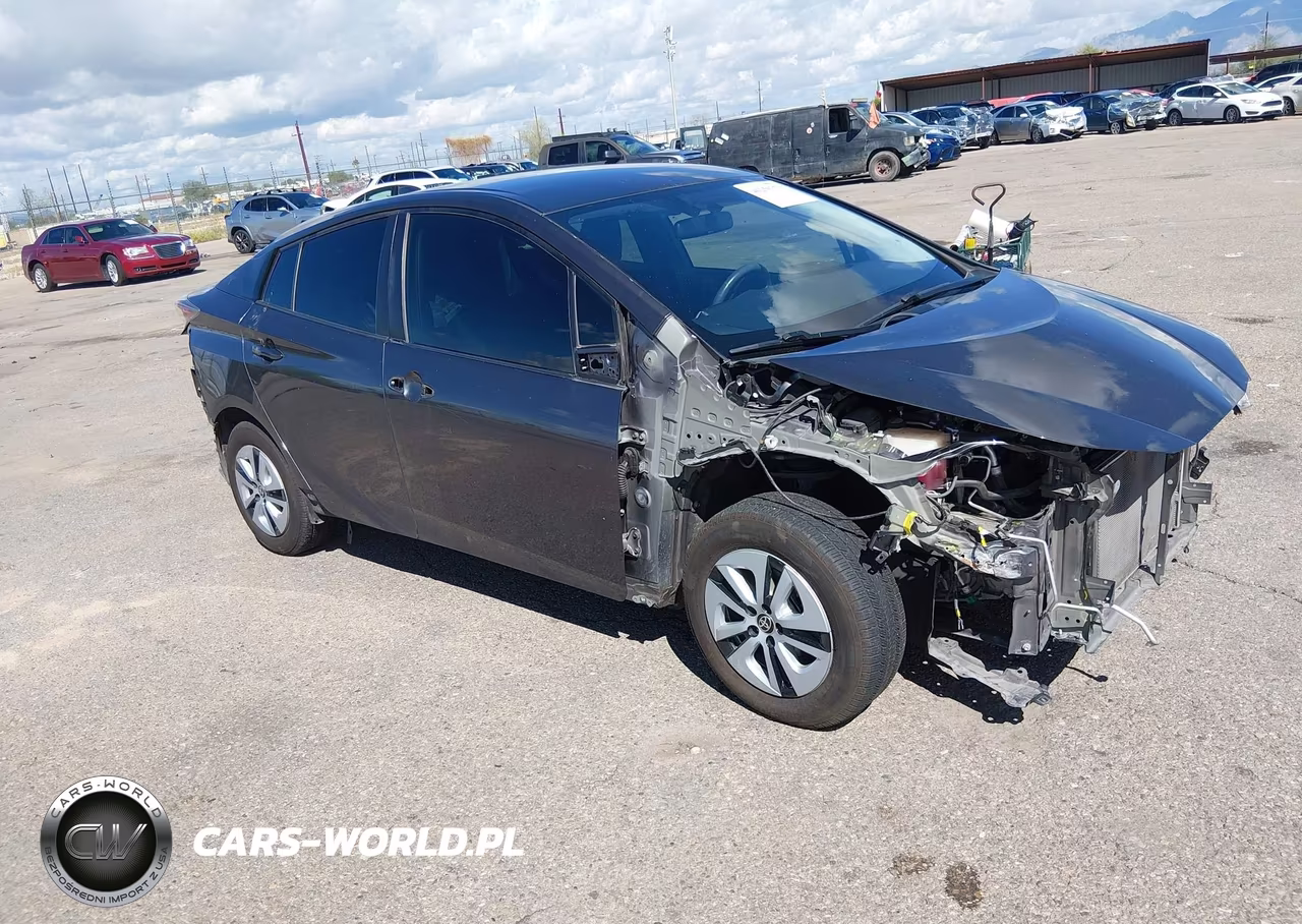 2016 Toyota Prius Three