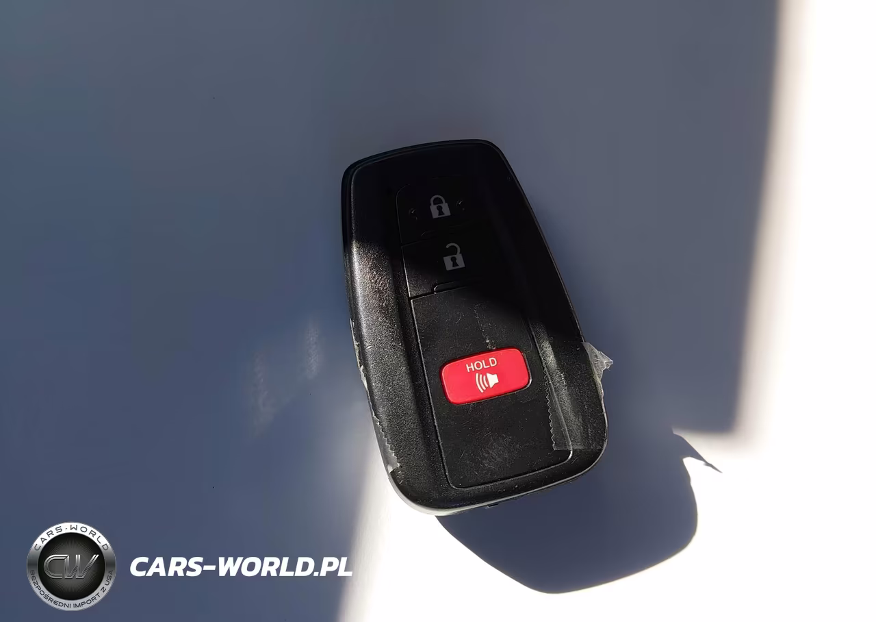 2016 Toyota Prius Three VIN:JTDKARFU9G3517214 - 11