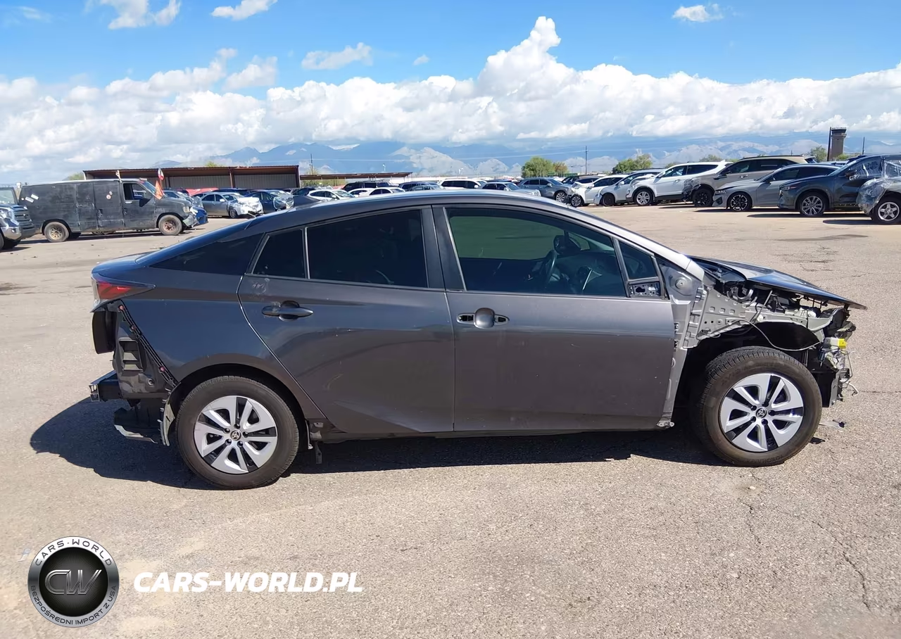 2016 Toyota Prius Three VIN:JTDKARFU9G3517214 - 14