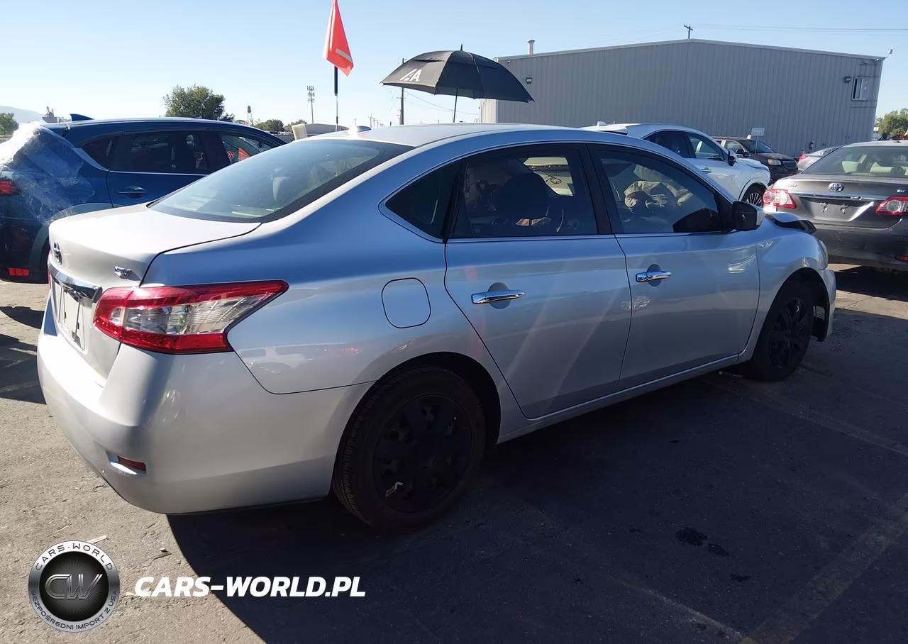 2015 Nissan Sentra Sv VIN:3N1AB7AP4FY304291 - 4