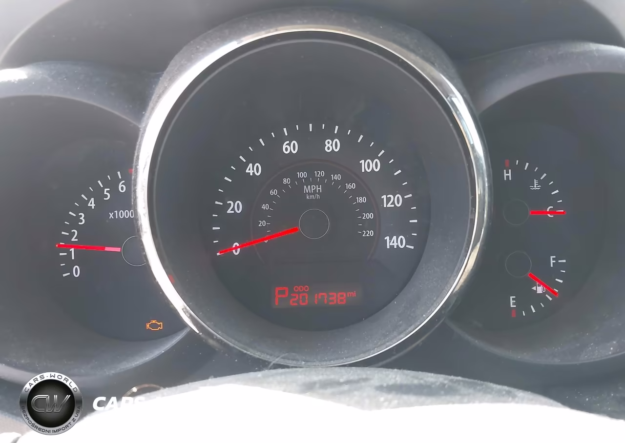2010 Kia Soul + VIN:KNDJT2A25A7112907 - 7