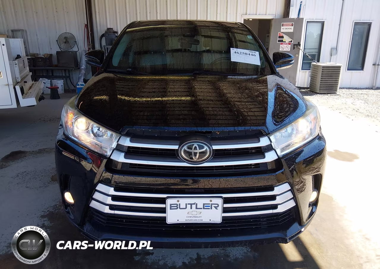 2019 Toyota Highlander Le Plus VIN:5TDZZRFH5KS305802 - 12
