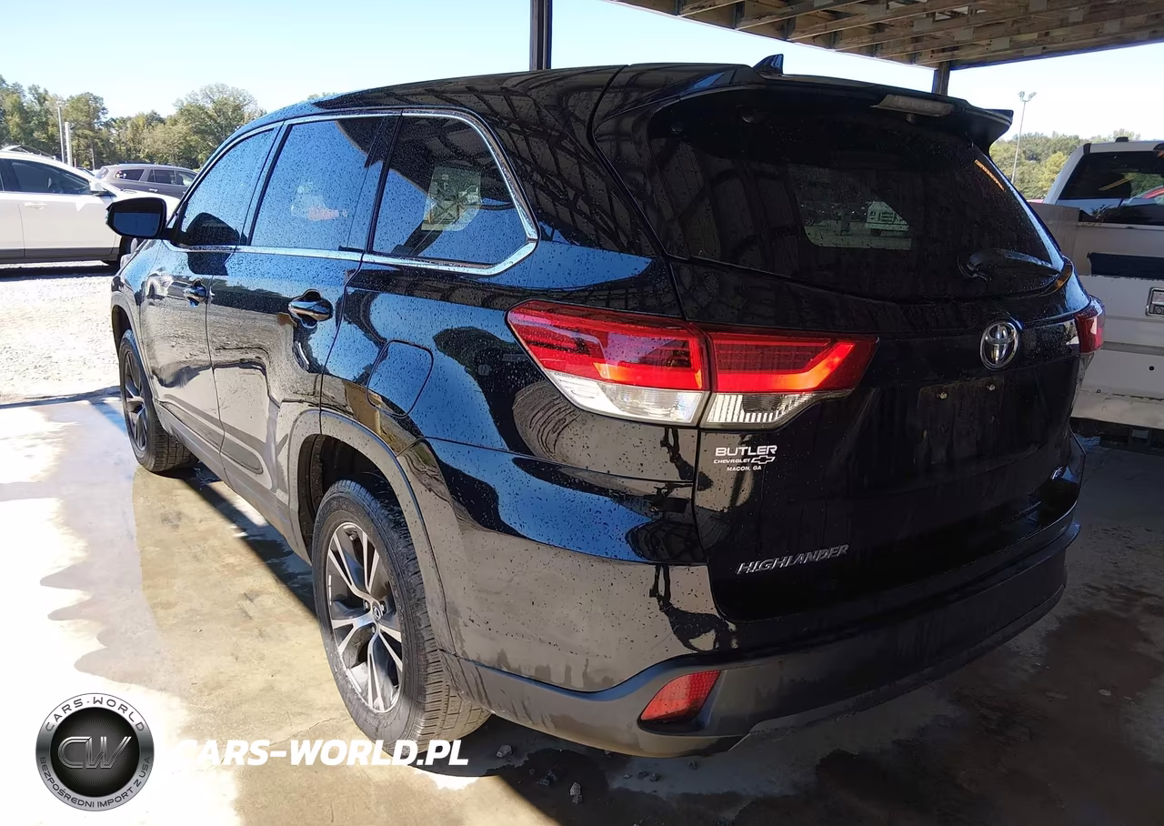2019 Toyota Highlander Le Plus VIN:5TDZZRFH5KS305802 - 3