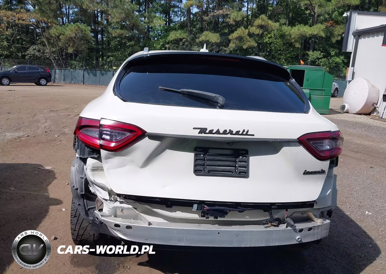 2017 Maserati Levante S VIN:ZN661YUA0HX245150 - 6