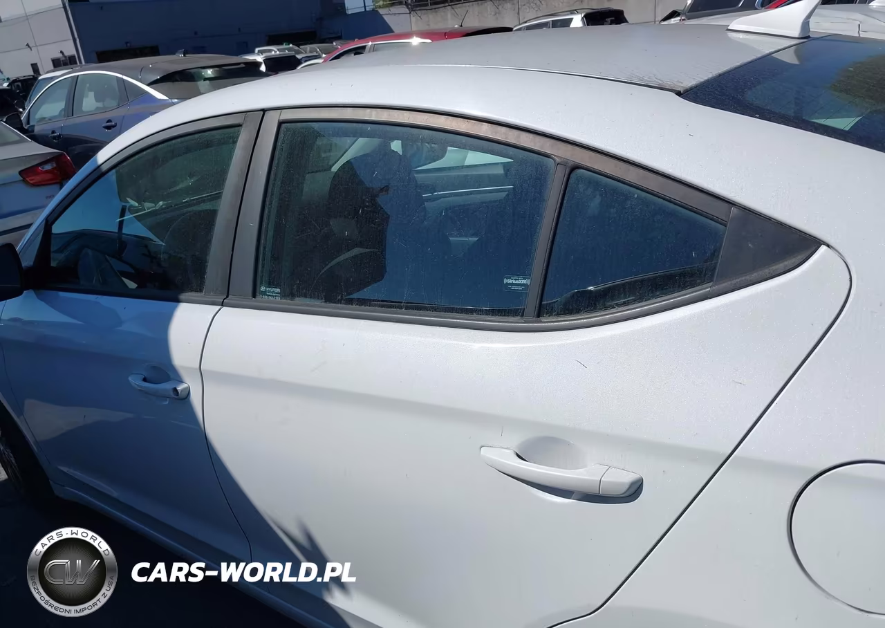 2018 Hyundai Elantra Sel VIN:5NPD84LFXJH298885 - 15