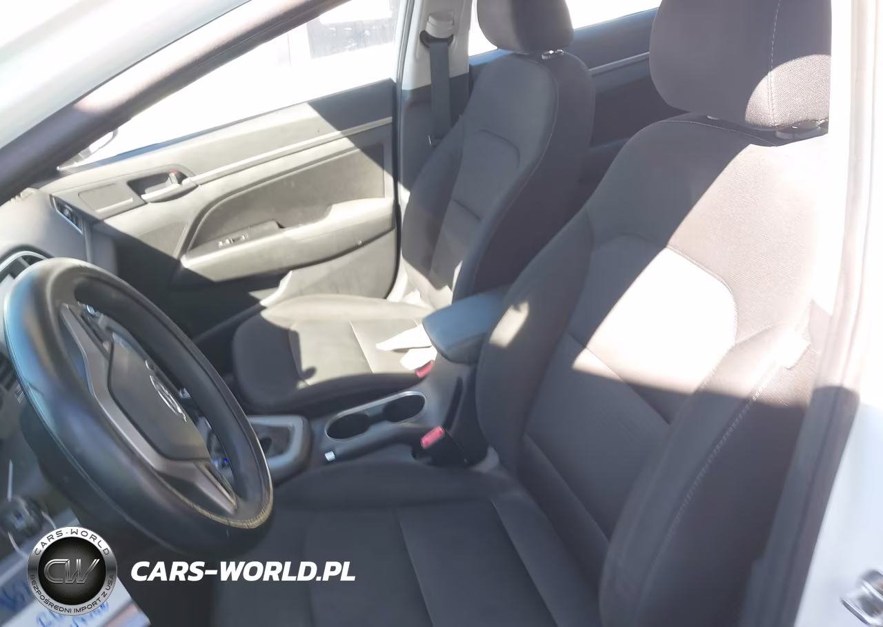 2018 Hyundai Elantra Sel VIN:5NPD84LFXJH298885 - 19