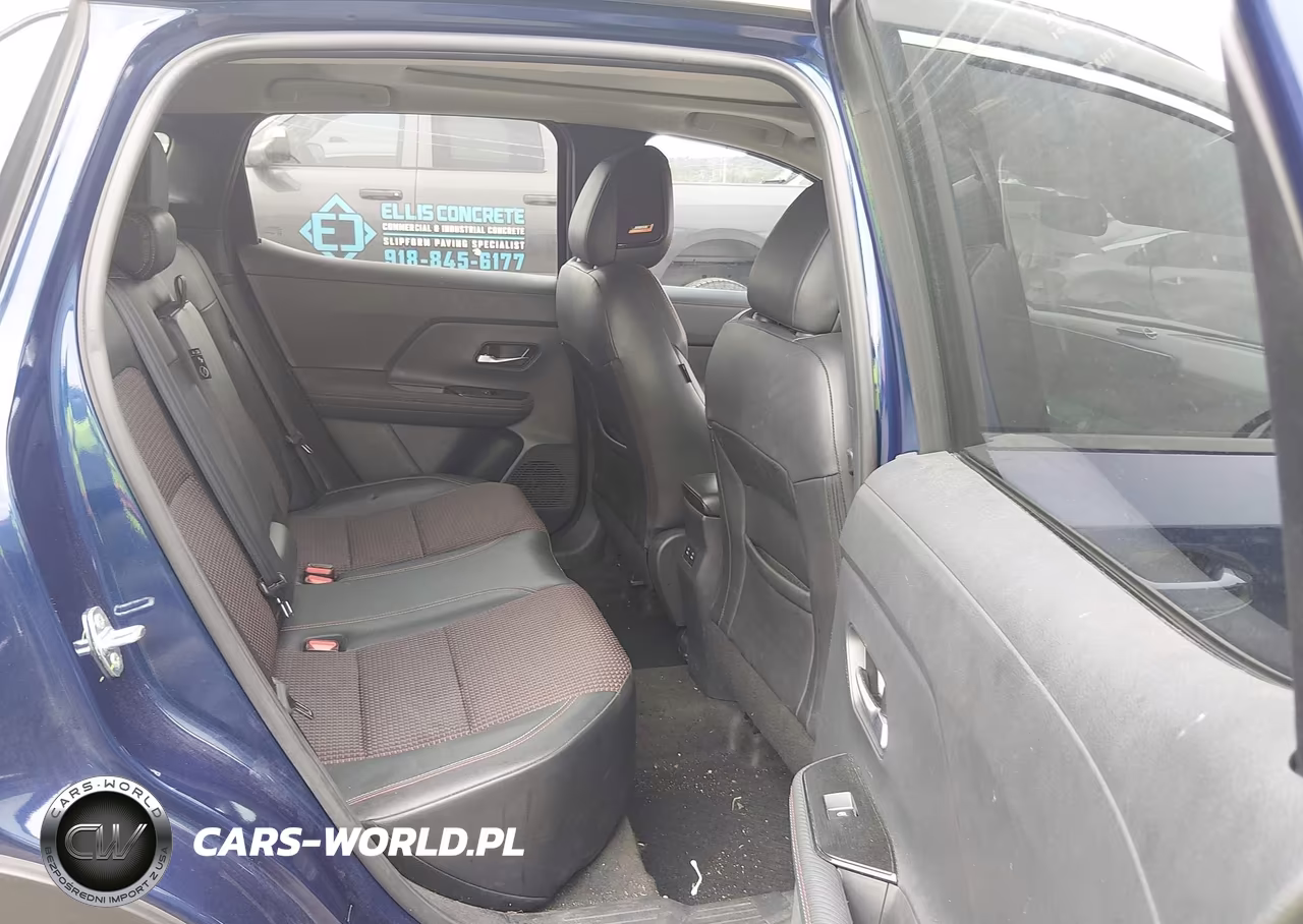 2025 Nissan Kicks Sr Fwd VIN:3N8AP6DC1SL379835 - 8