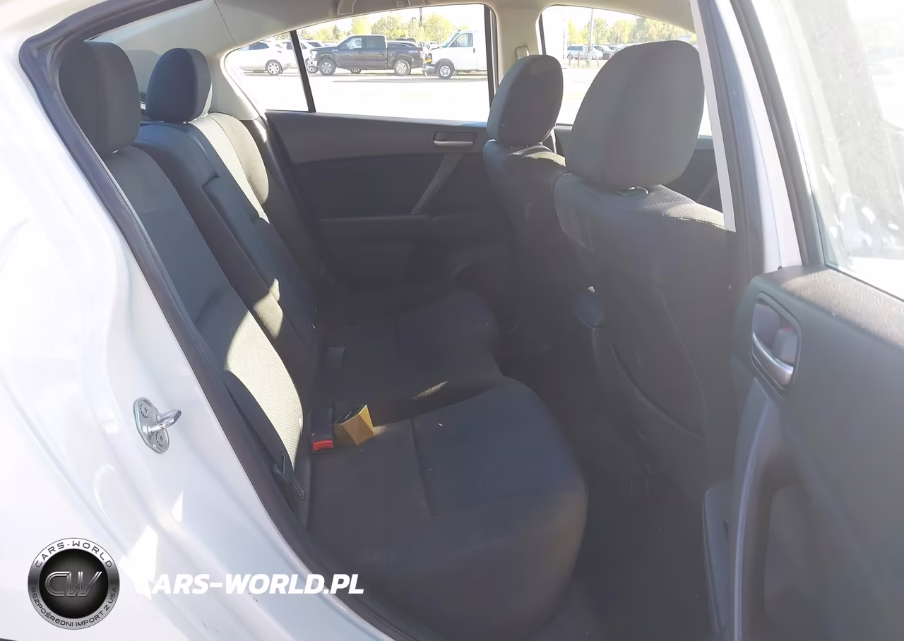 2011 Mazda Mazda3 I Touring VIN:JM1BL1VF5B1386396 - 8