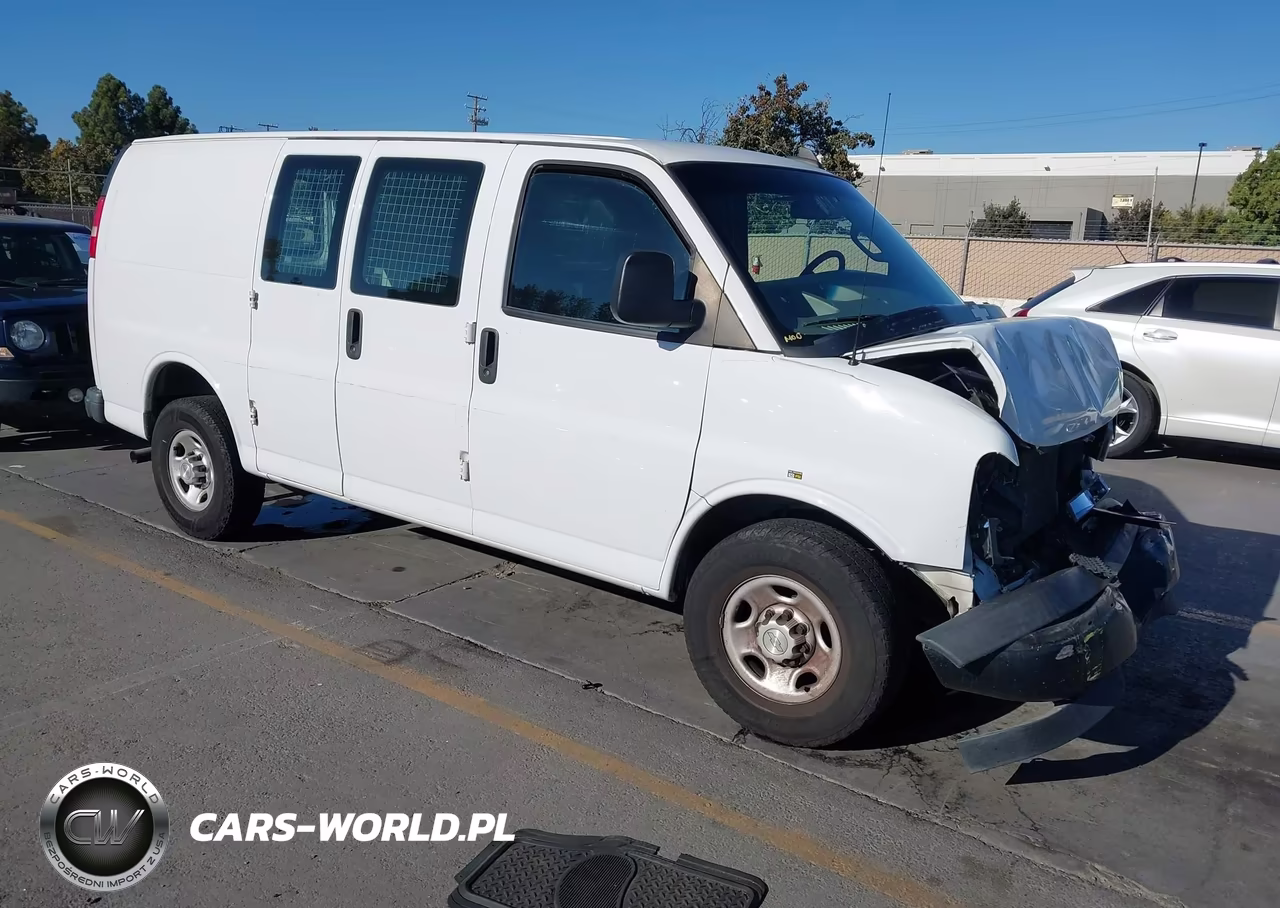 2018 Chevrolet Express 2500 Work Van – zdjęcie 1 z 16