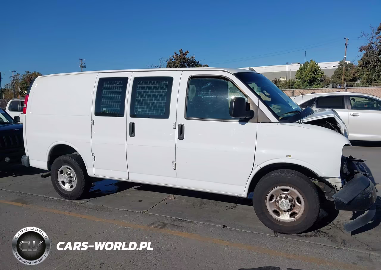 2018 Chevrolet Express 2500 Work Van VIN:1GCWGAFP9J1184799 - 13