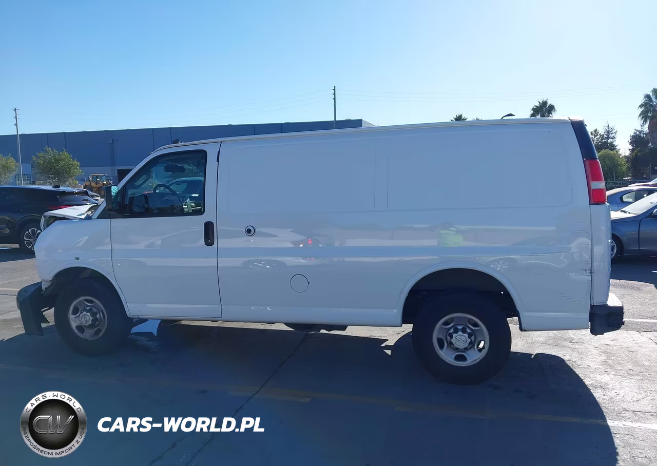 2018 Chevrolet Express 2500 Work Van VIN:1GCWGAFP9J1184799 - 14