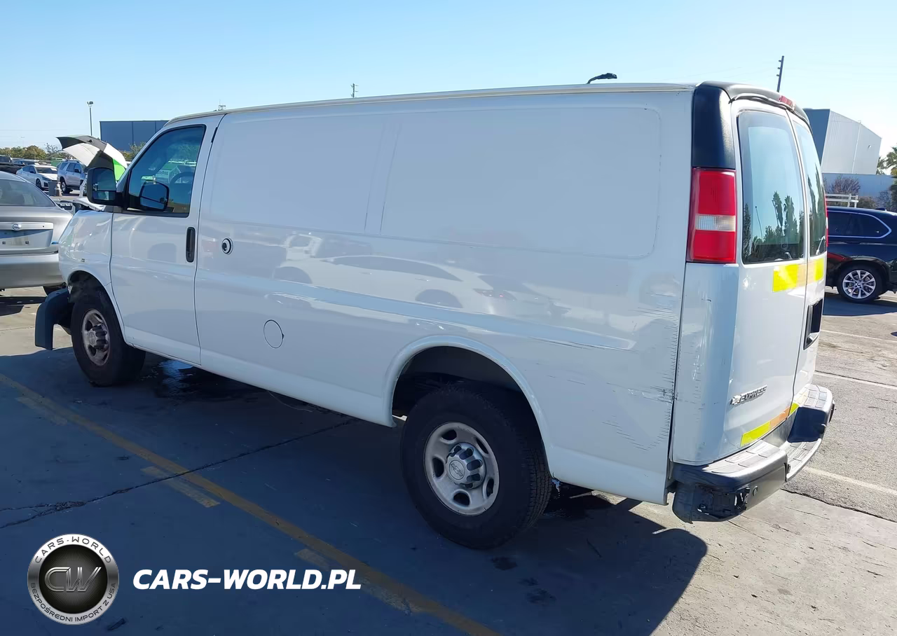 2018 Chevrolet Express 2500 Work Van VIN:1GCWGAFP9J1184799 - 3