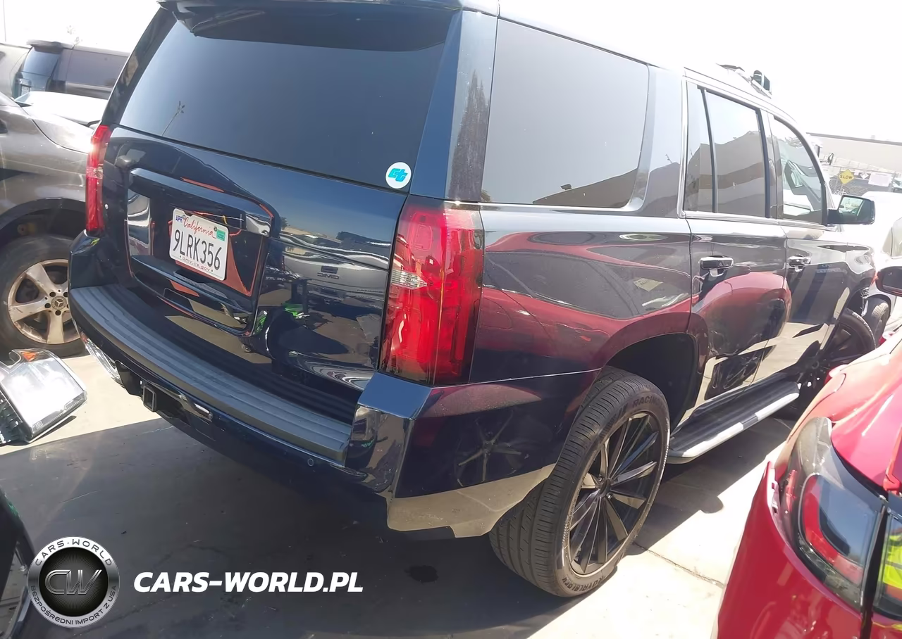 2019 Chevrolet Tahoe Lt VIN:1GNSCBKC6KR269399 - 4