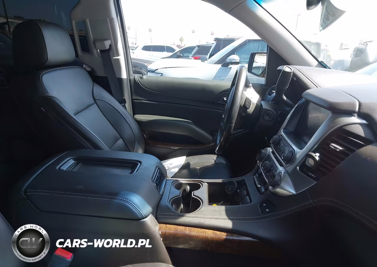 2019 Chevrolet Tahoe Lt VIN:1GNSCBKC6KR269399 - 5