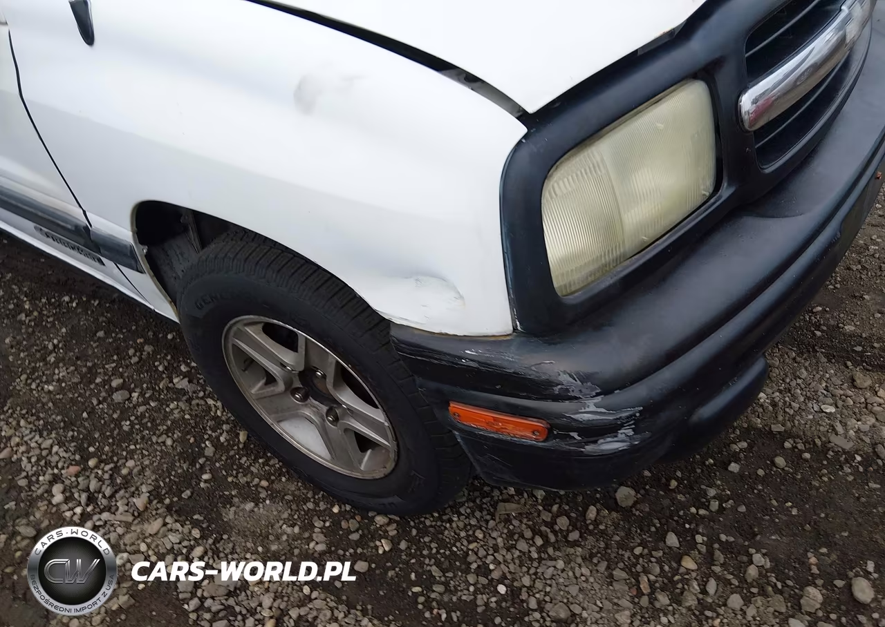 2003 Chevrolet Tracker Hard Top Base VIN:2CNBE13C636950344 - 6
