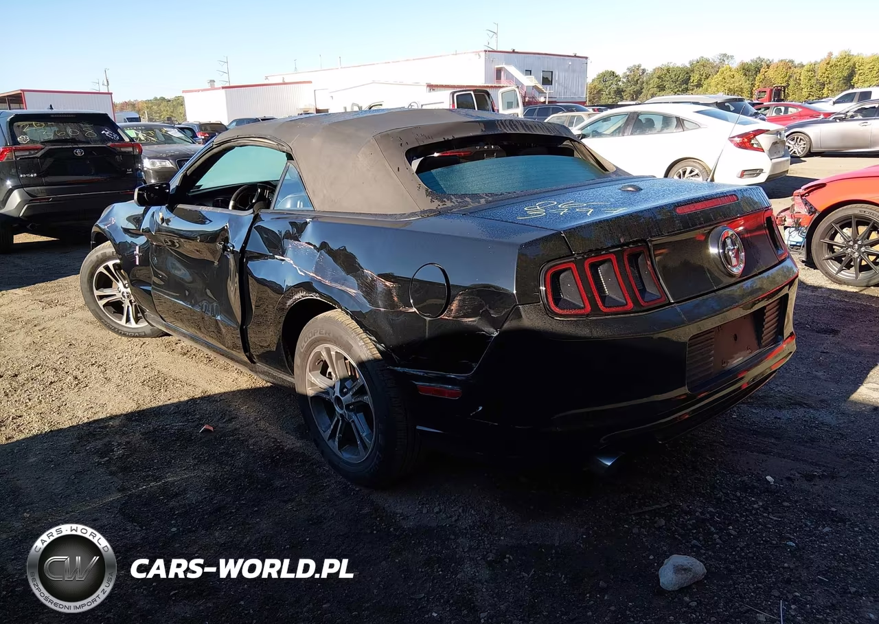 2013 Ford Mustang V6 Premium VIN:1ZVBP8EM2D5258671 - 3