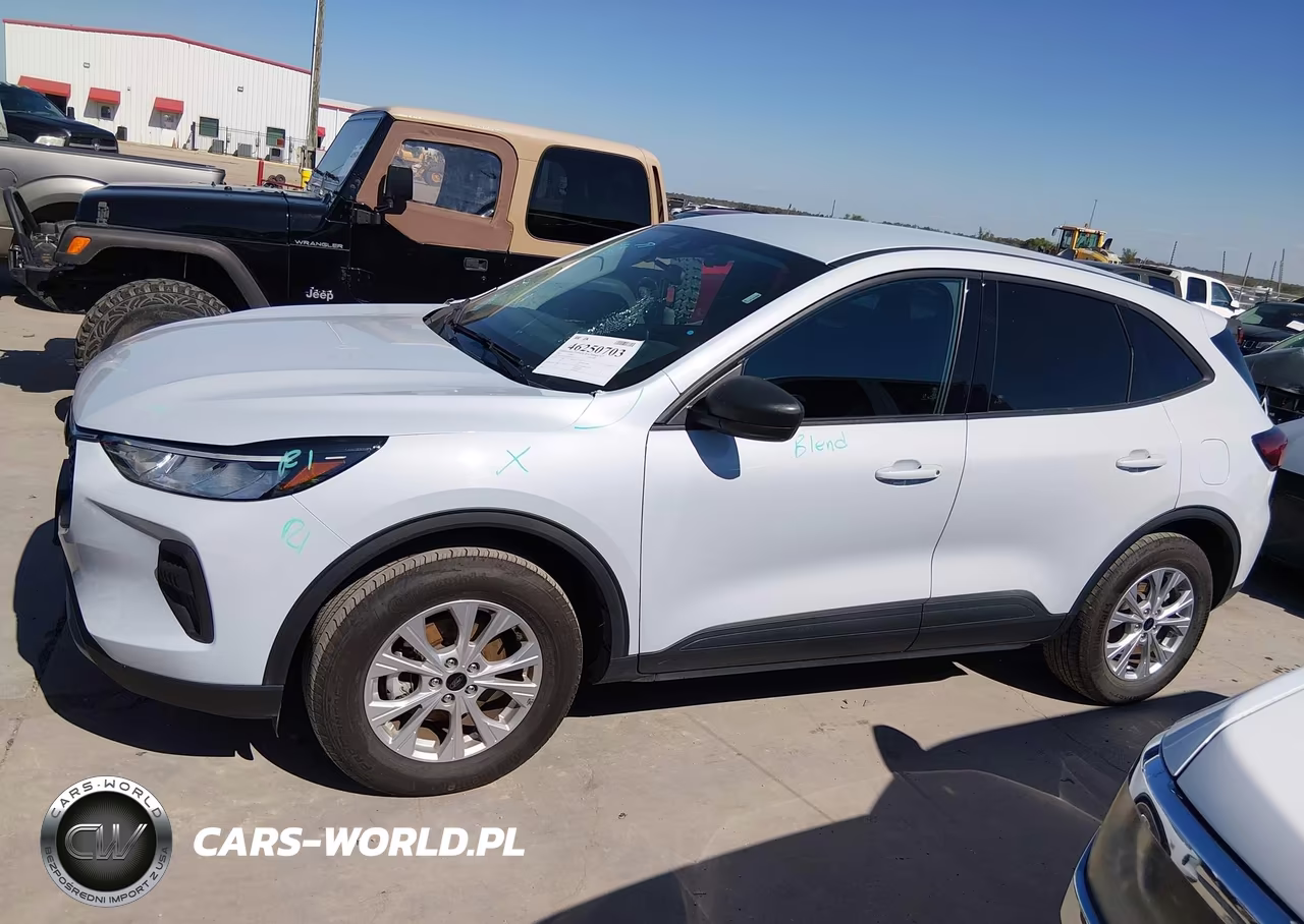 2025 Ford Escape Active VIN:1FMCU9GNXSUB01951 - 14