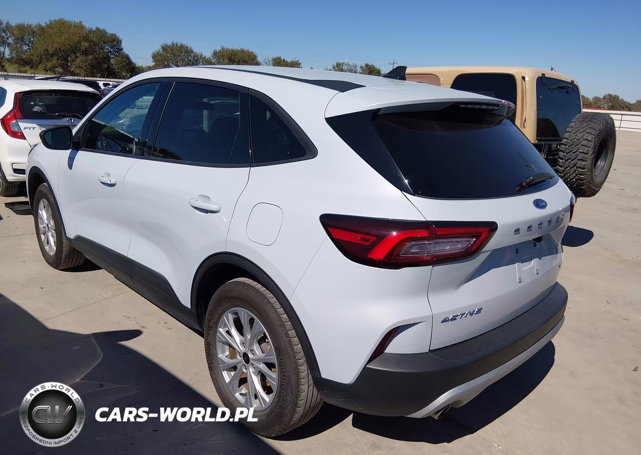 2025 Ford Escape Active VIN:1FMCU9GNXSUB01951 - 3