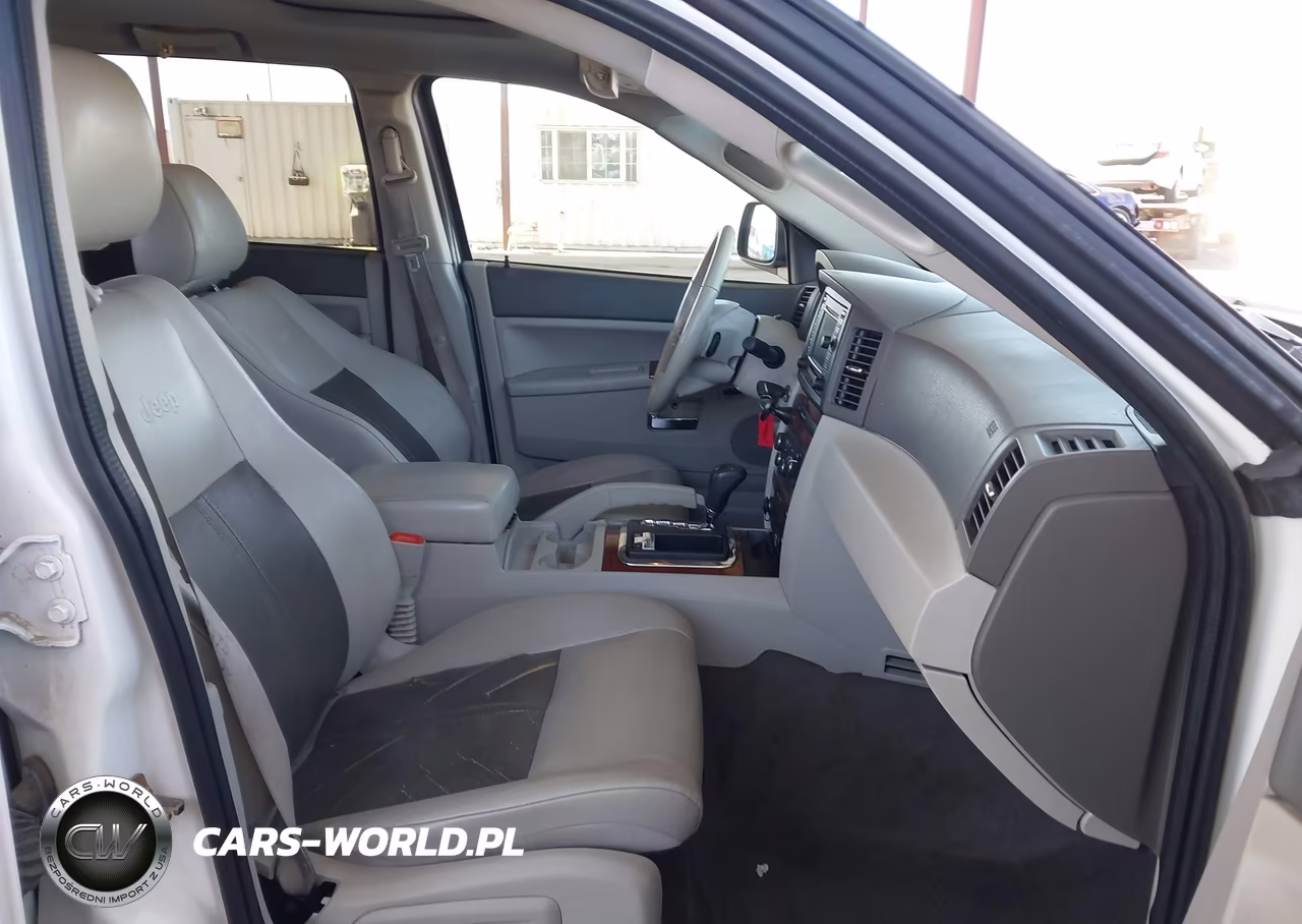 2007 Jeep Grand Cherokee Limited VIN:1J8HR58NX7C671165 - 5