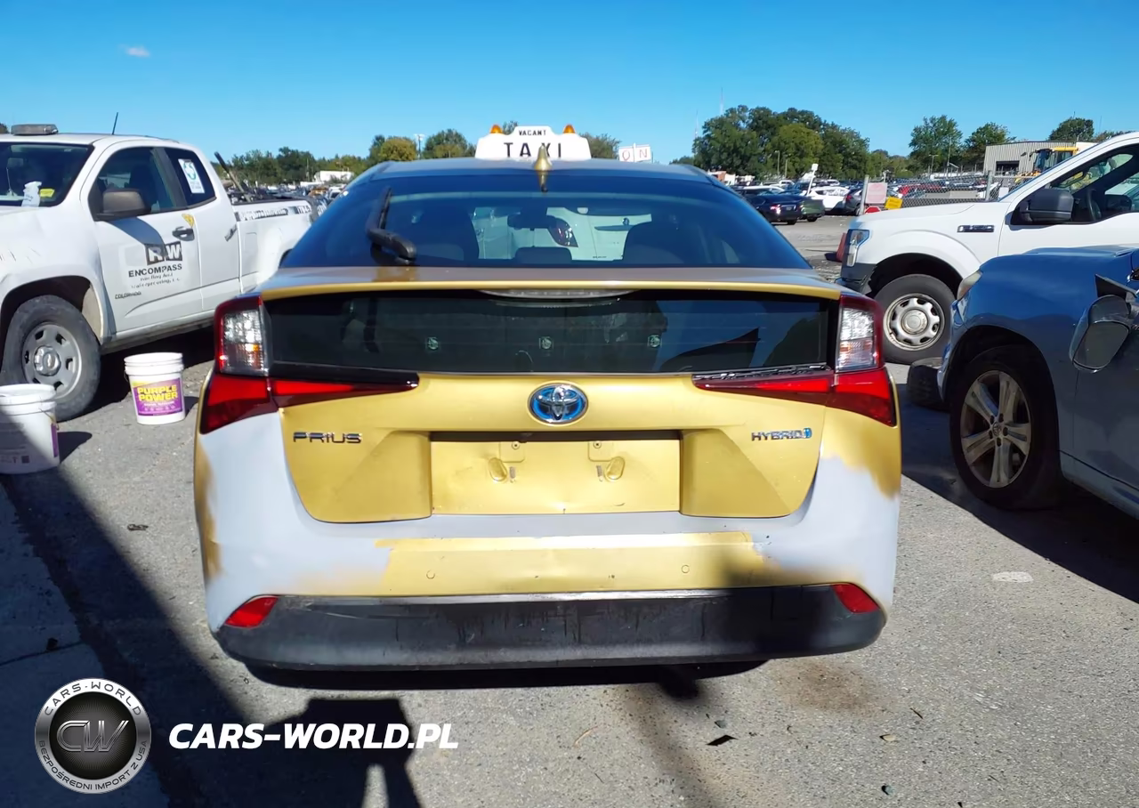 2021 Toyota Prius Le VIN:JTDKAMFU7M3153132 - 16