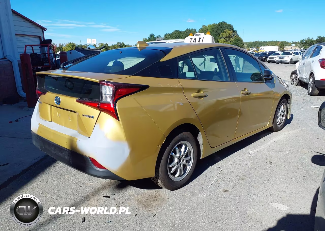 2021 Toyota Prius Le VIN:JTDKAMFU7M3153132 - 4