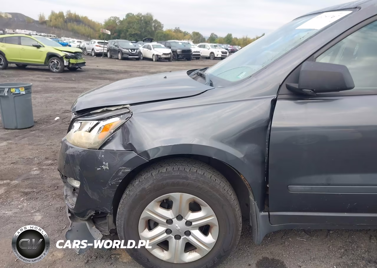 2013 Chevrolet Traverse Ls VIN:1GNKRFED6DJ161800 - 13