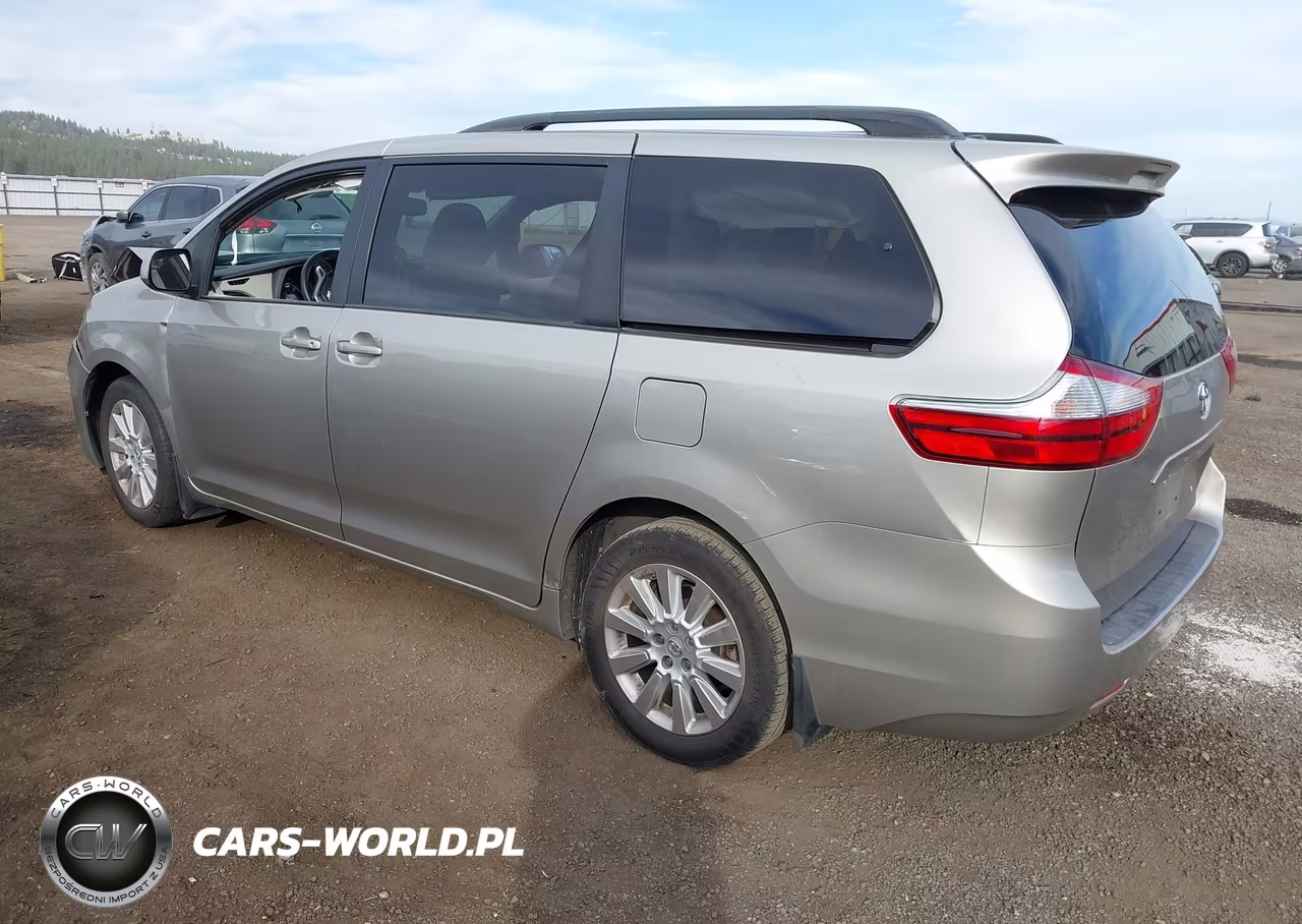 2016 Toyota Sienna Le 7 Passenger VIN:5TDJK3DC8GS130992 - 3