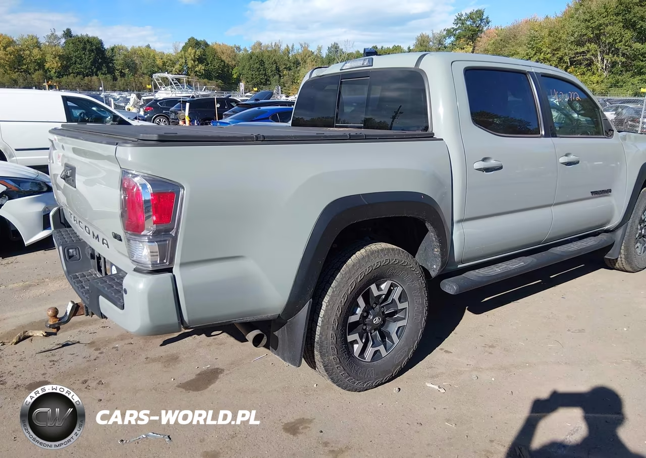 2022 Toyota Tacoma Trd Off Road VIN:3TMCZ5AN5NM490370 - 4